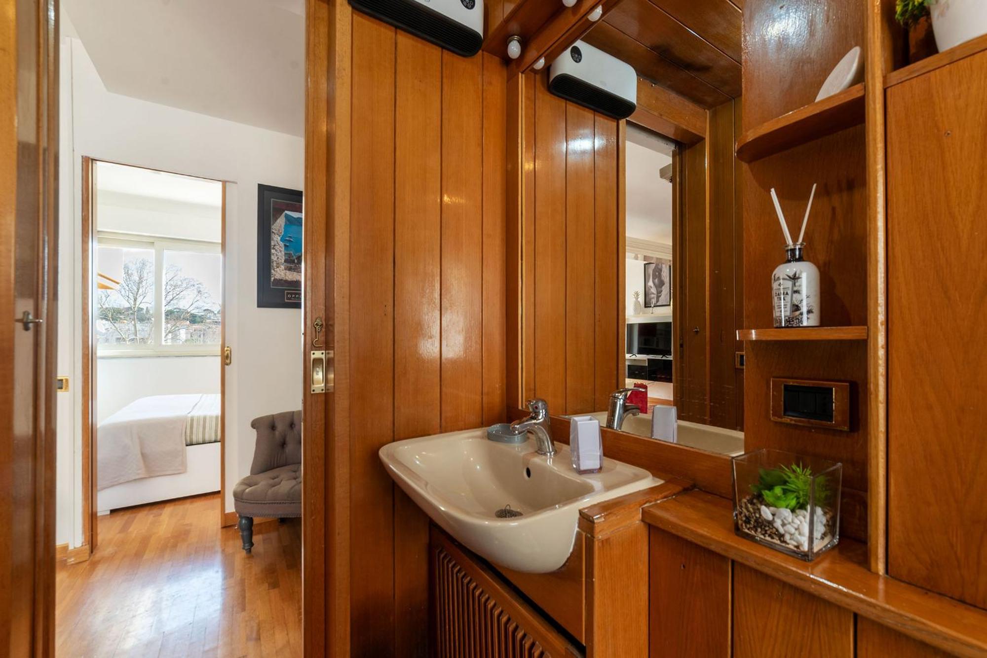 Apartment Along The Tiber *